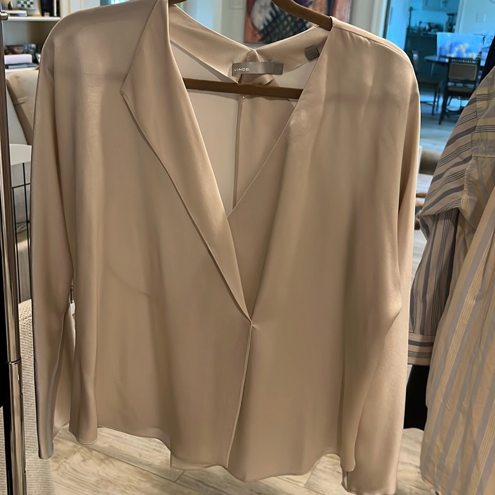 Vince Large soft pink satin v neck blouse. Excellent condition